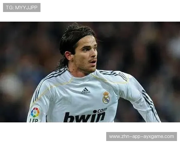 “费尔南多·比亚尔巴的球技突破，引领阿根廷美洲狮队走向辉煌”